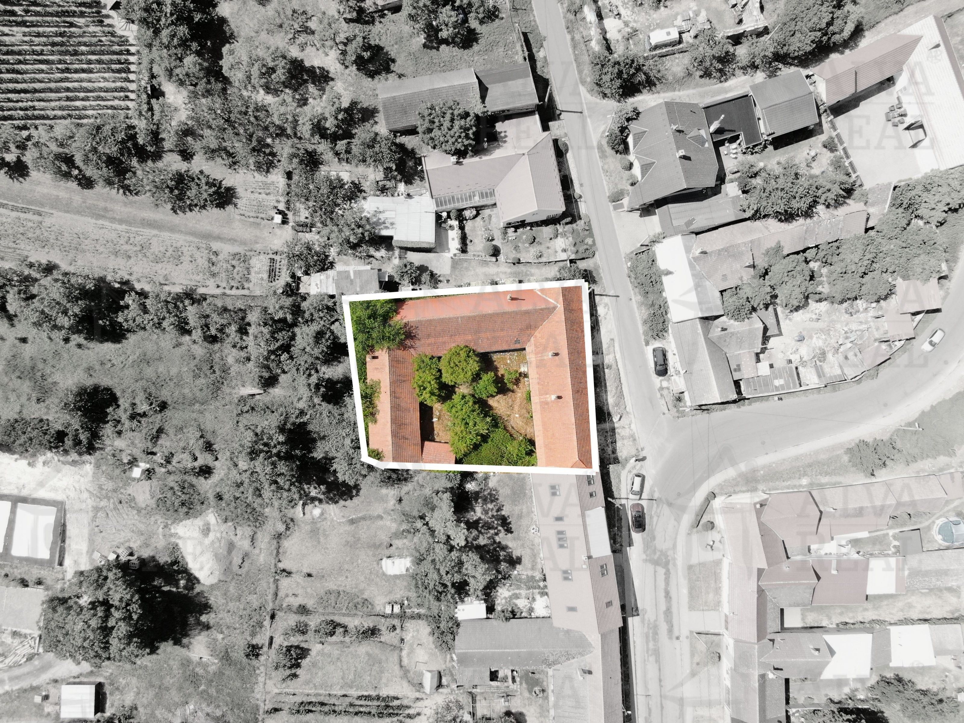 Prodej domu 370 m² - foto 2