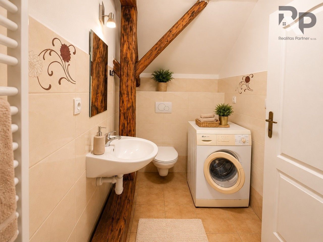 Pronájem bytu 1+kk 49 m² - foto 4