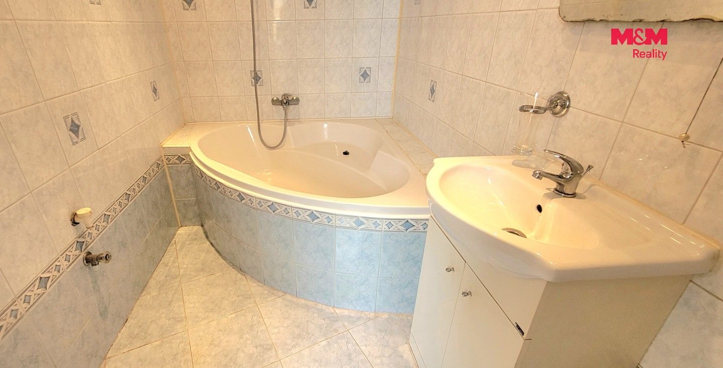 Pronájem bytu 4+1 85 m² - foto 13