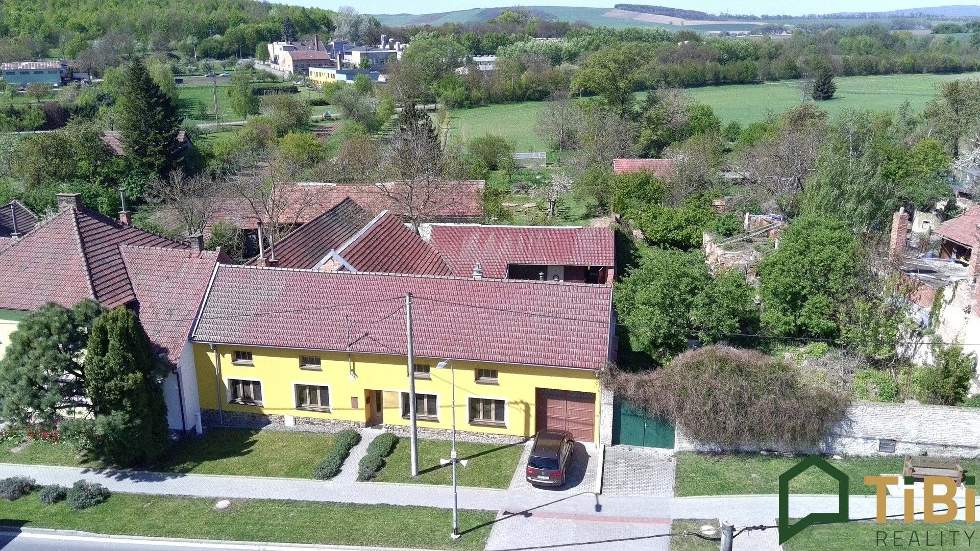 Prodej domu 200 m² - foto 1