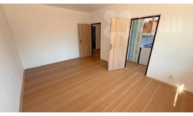 Pronájem bytu 2+1 63 m² - foto 3