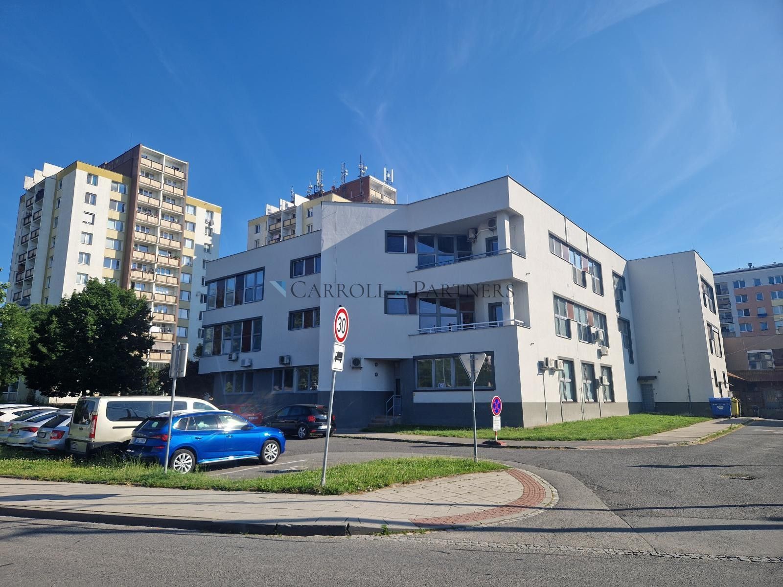 Pronájem nemovitosti 75 m² - foto 2