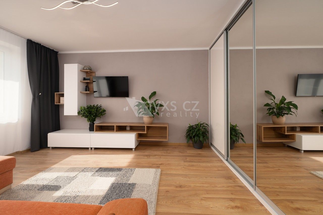 Prodej bytu 2+1 58 m² - foto 2