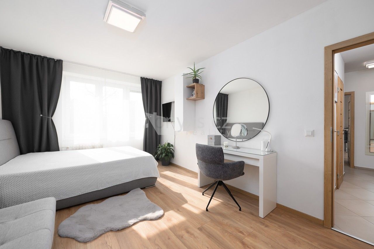 Prodej bytu 2+1 58 m² - foto 3