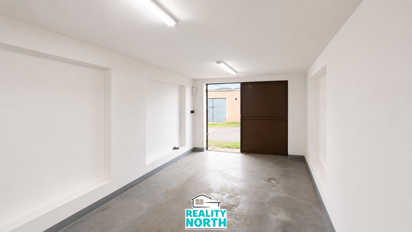 Prodej nemovitosti 21 m² - foto 4