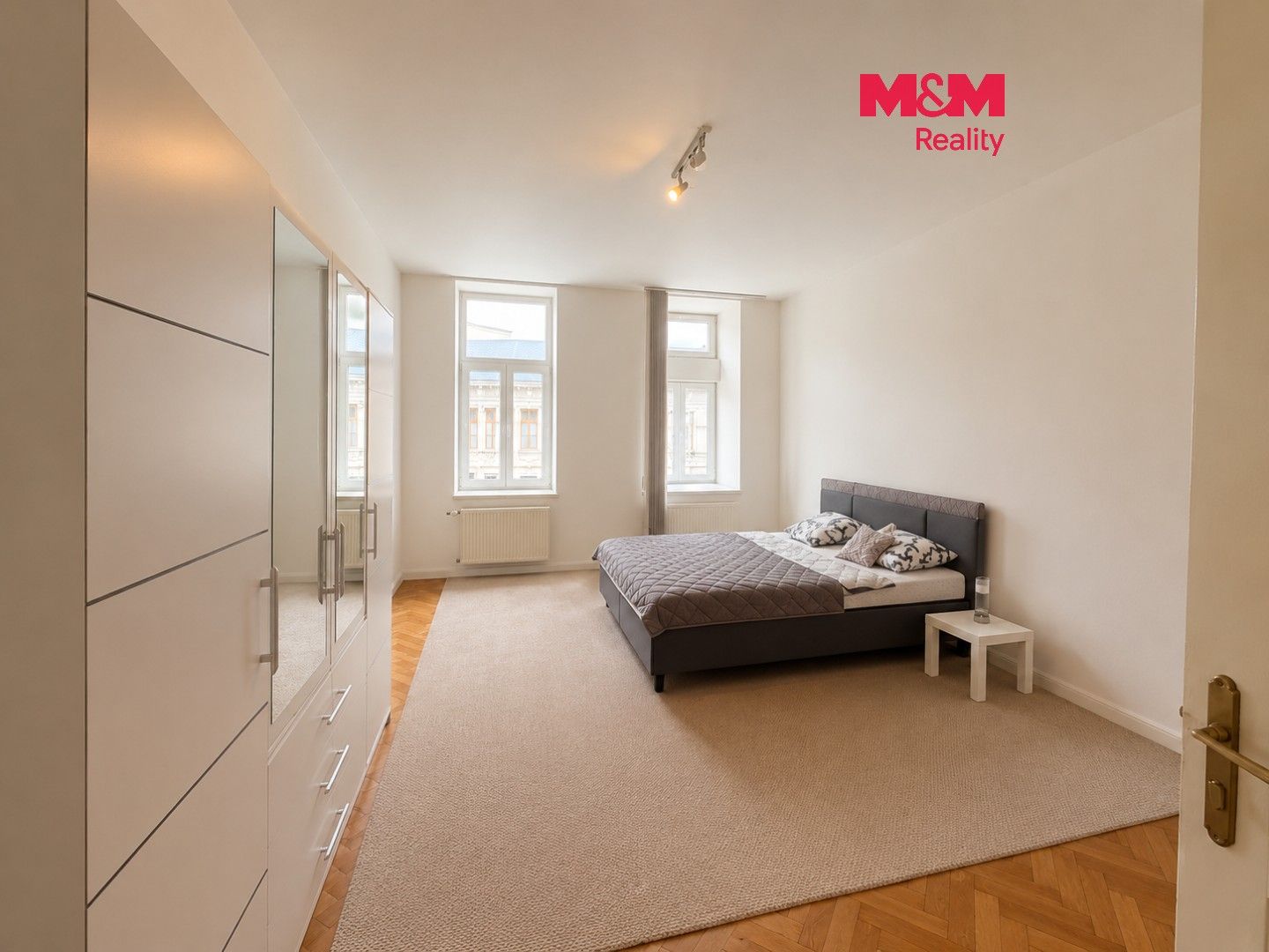 Prodej bytu 2+1 88 m² - foto 1
