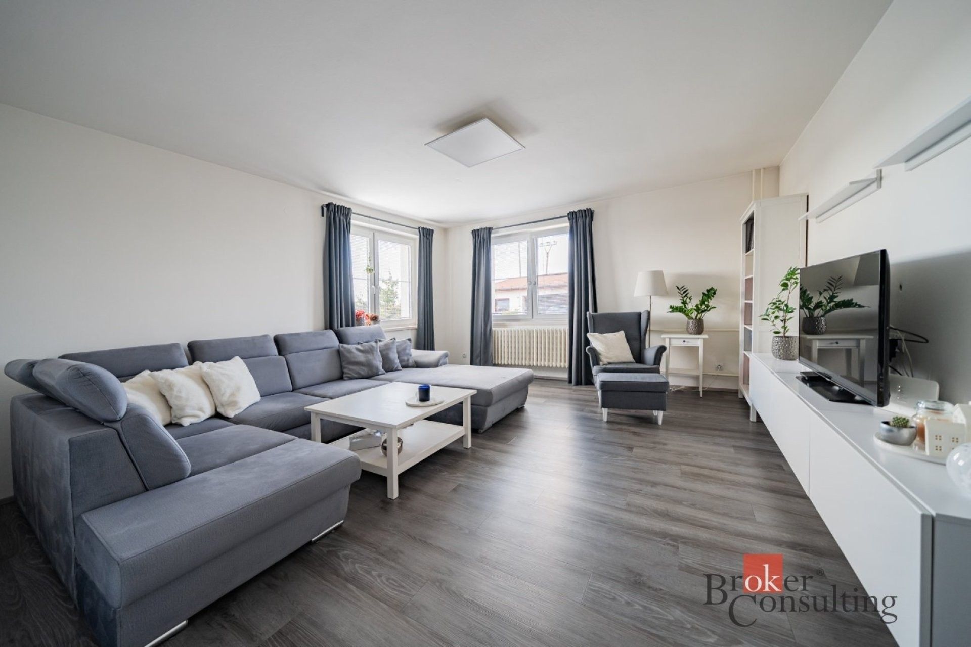 Prodej domu 186 m² - foto 2
