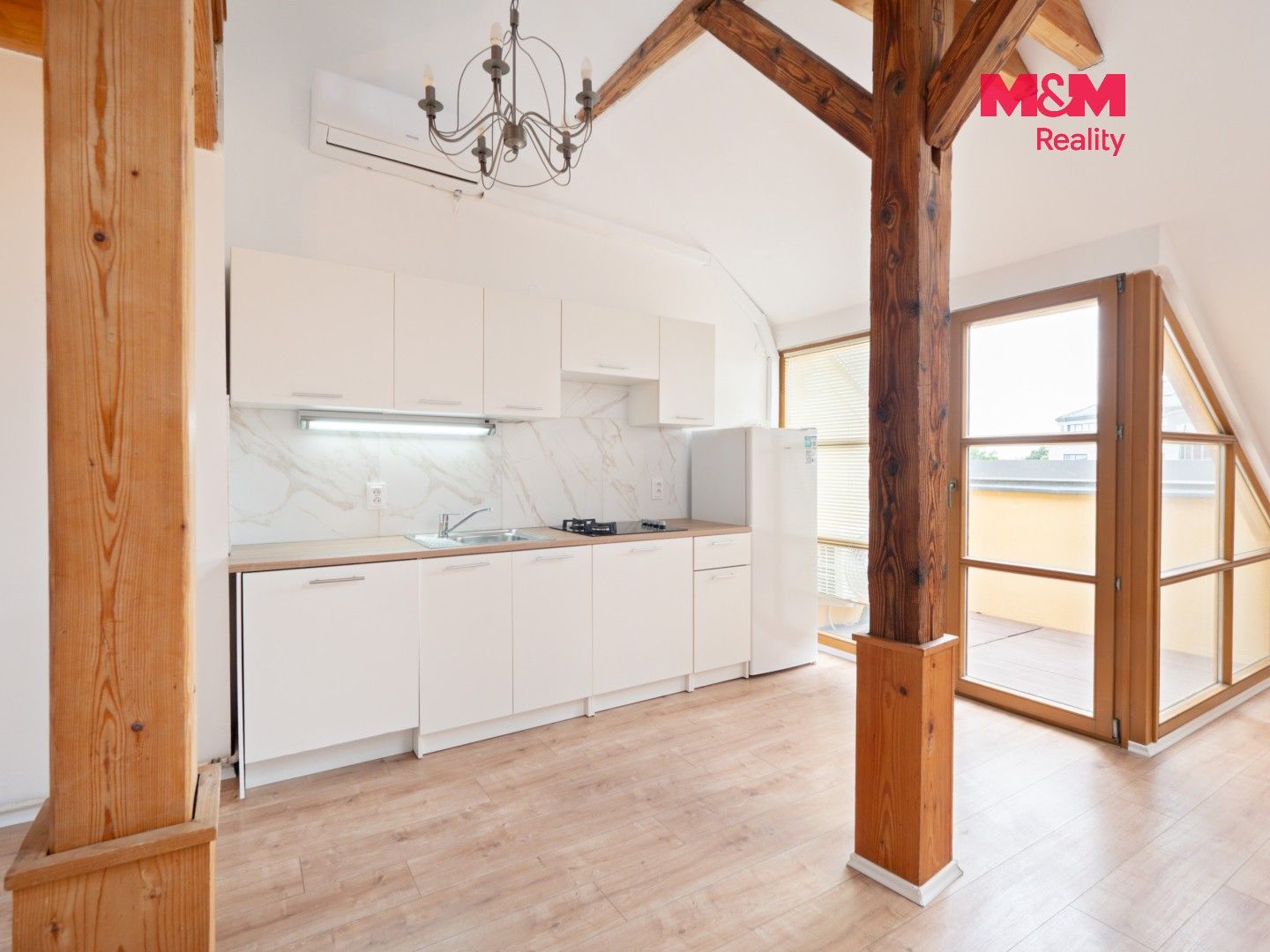 Pronájem bytu 3+kk 104 m² - foto 3