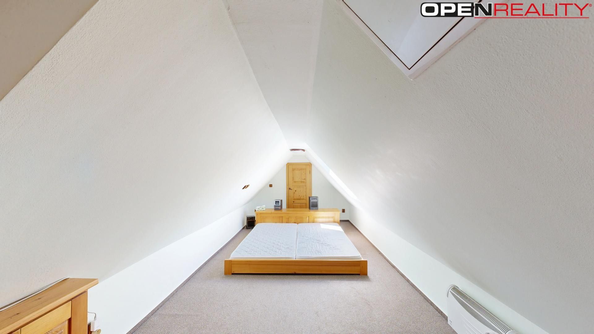 Pronájem bytu 4+kk 169 m² - foto 6
