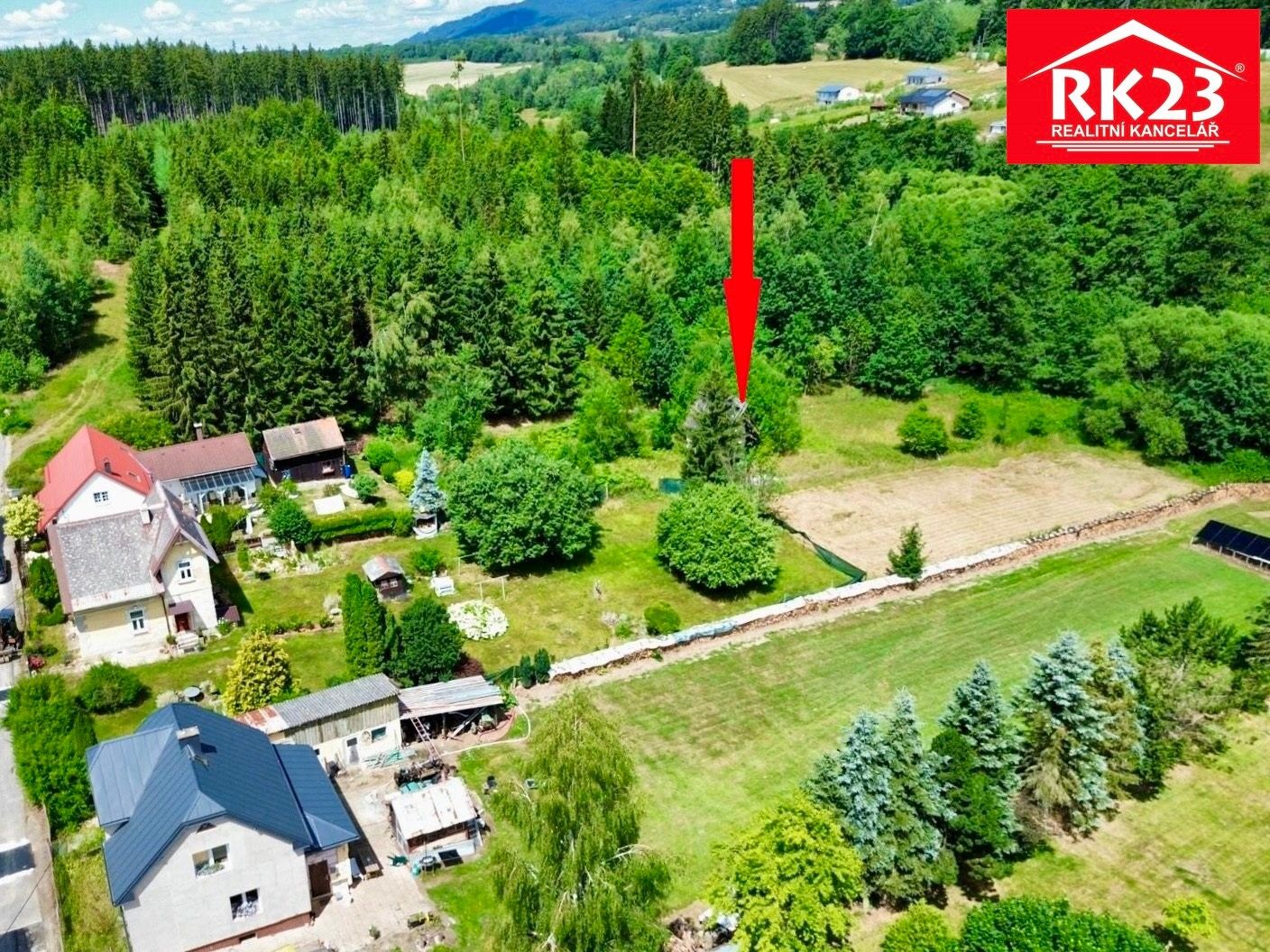 Prodej pozemku 1072 m² - foto 3
