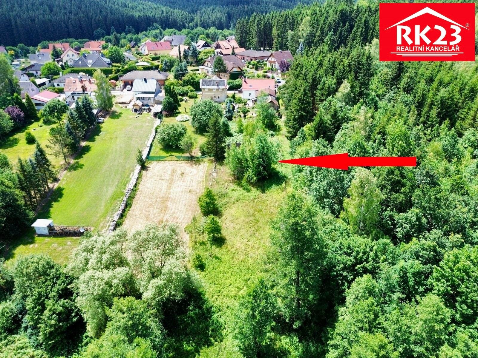 Prodej pozemku 1072 m² - foto 4