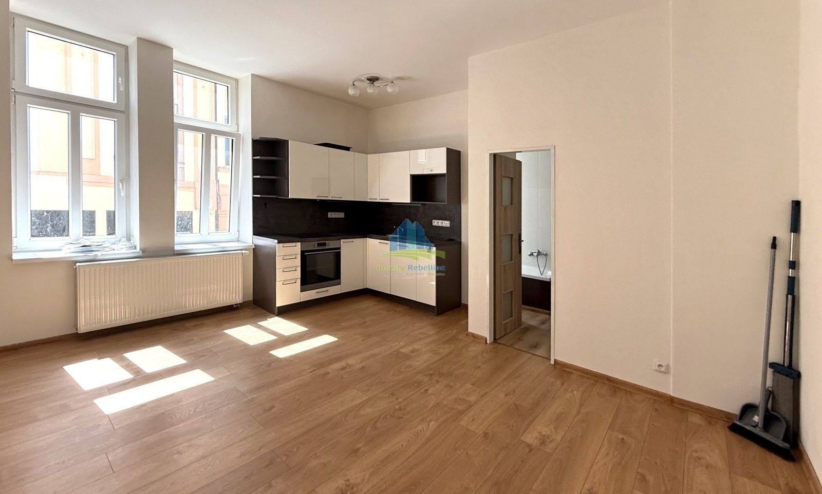 Pronájem bytu 2+kk 55 m² - foto 6