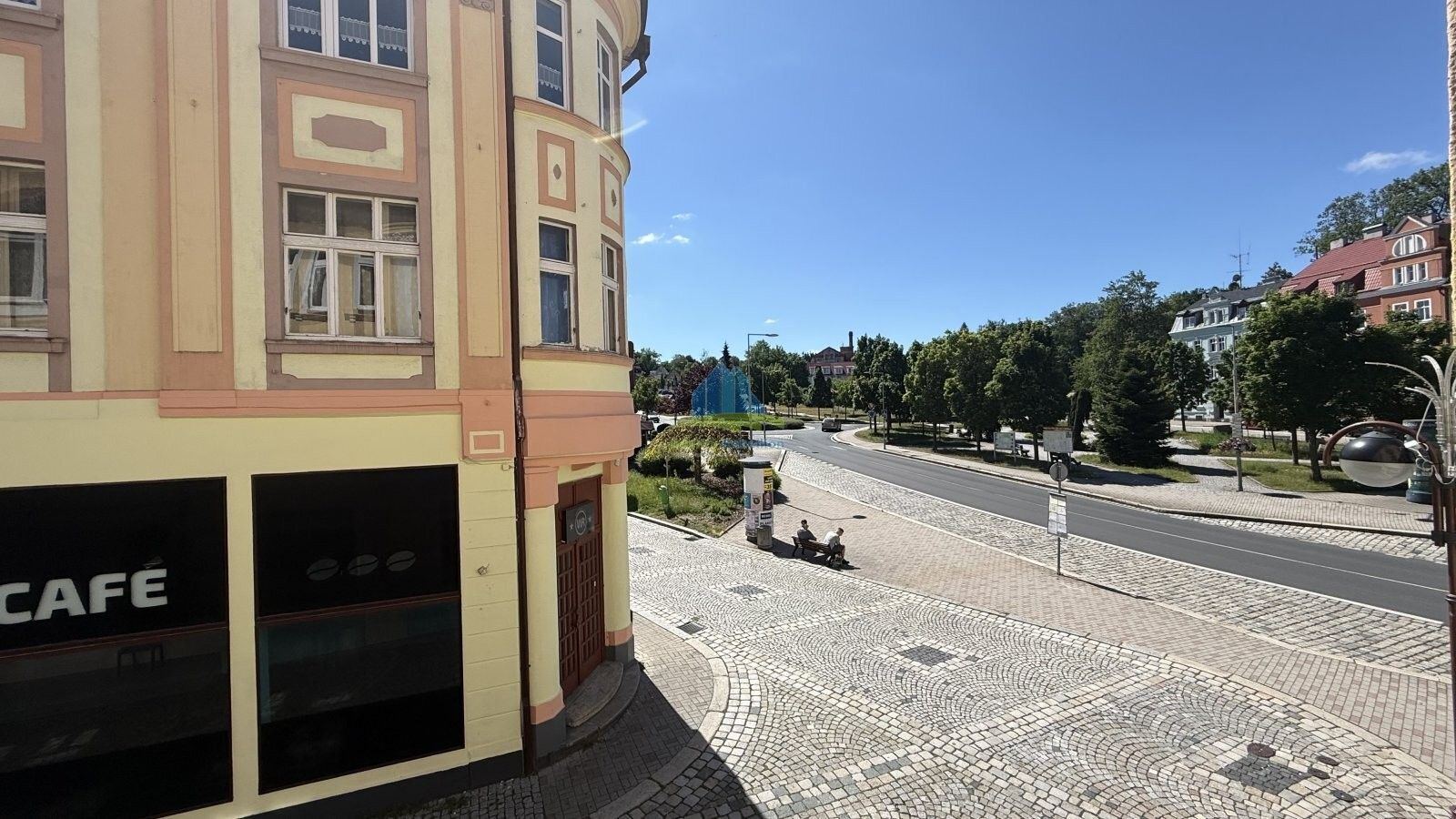 Pronájem bytu 2+kk 55 m² - foto 5