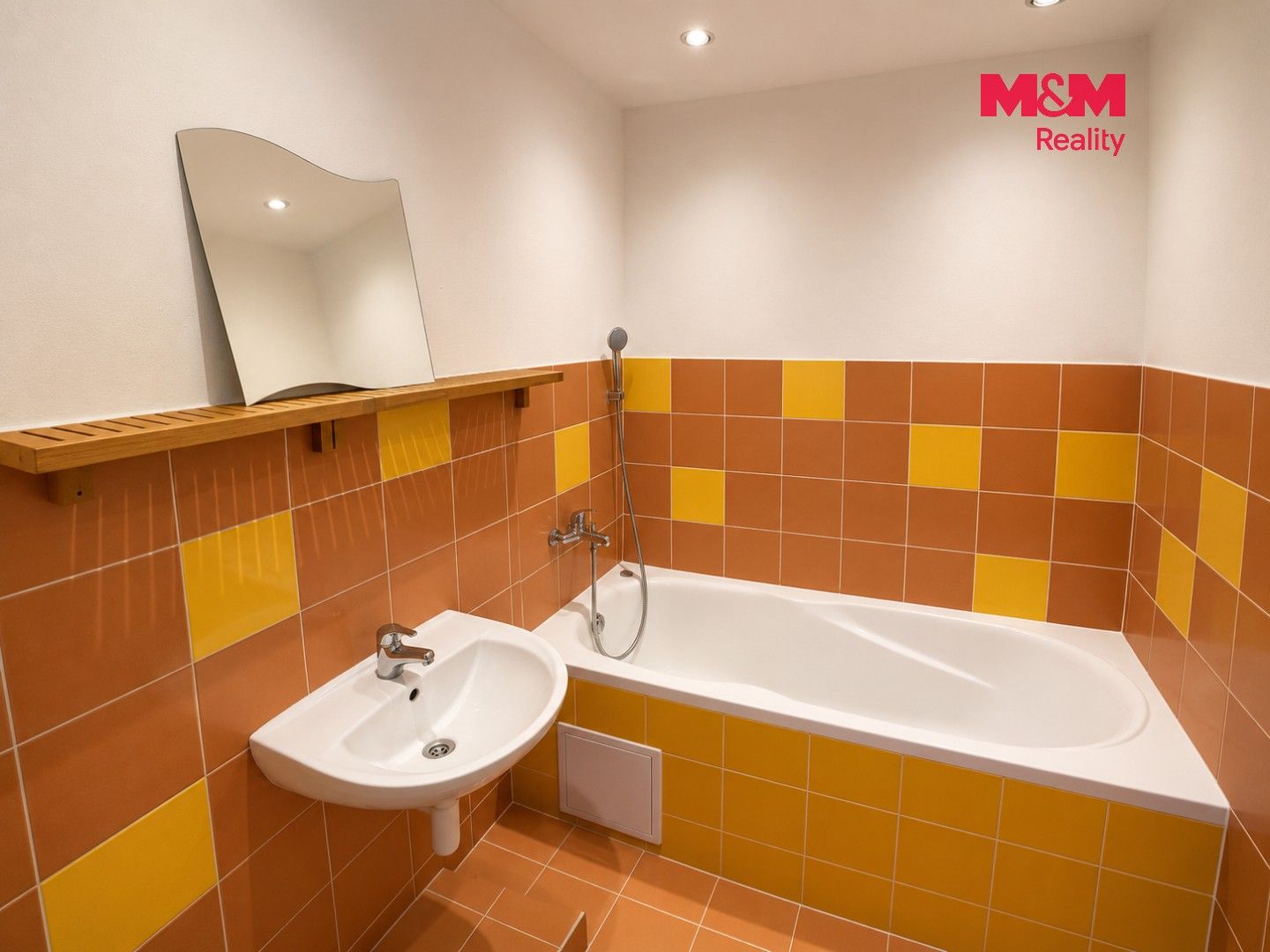 Pronájem bytu 3+1 71 m² - foto 4