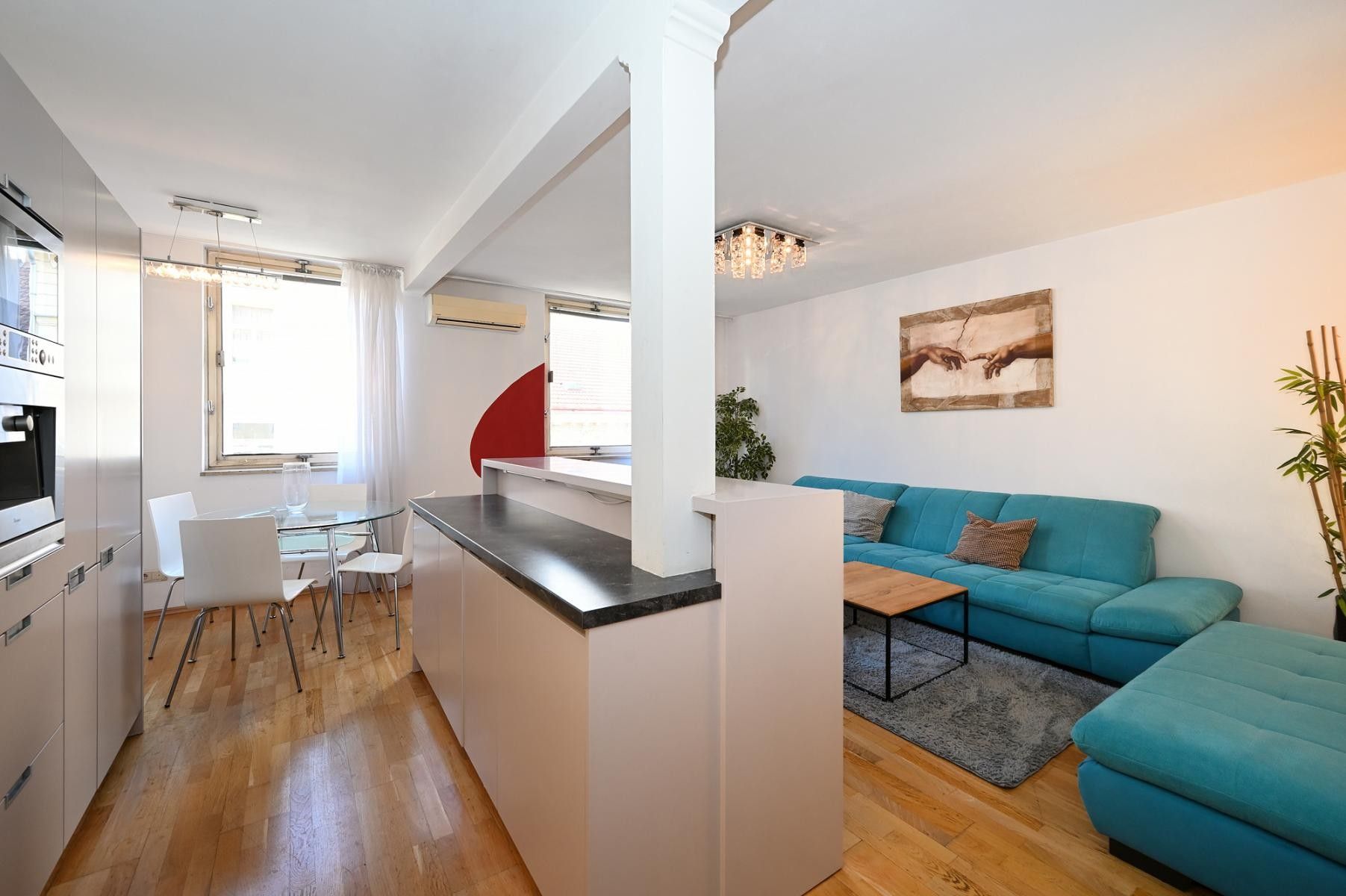 Pronájem bytu 5+kk 186 m² - foto 5