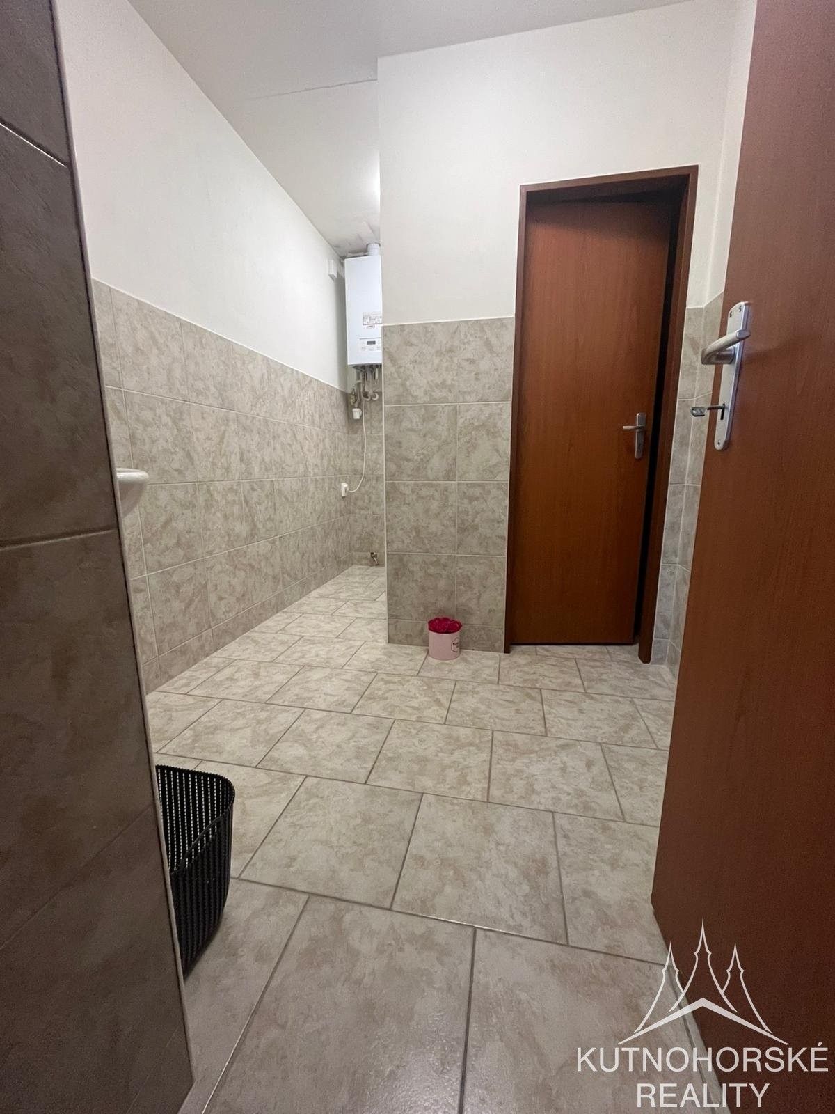Pronájem komerčního prostoru 20 m² - foto 9