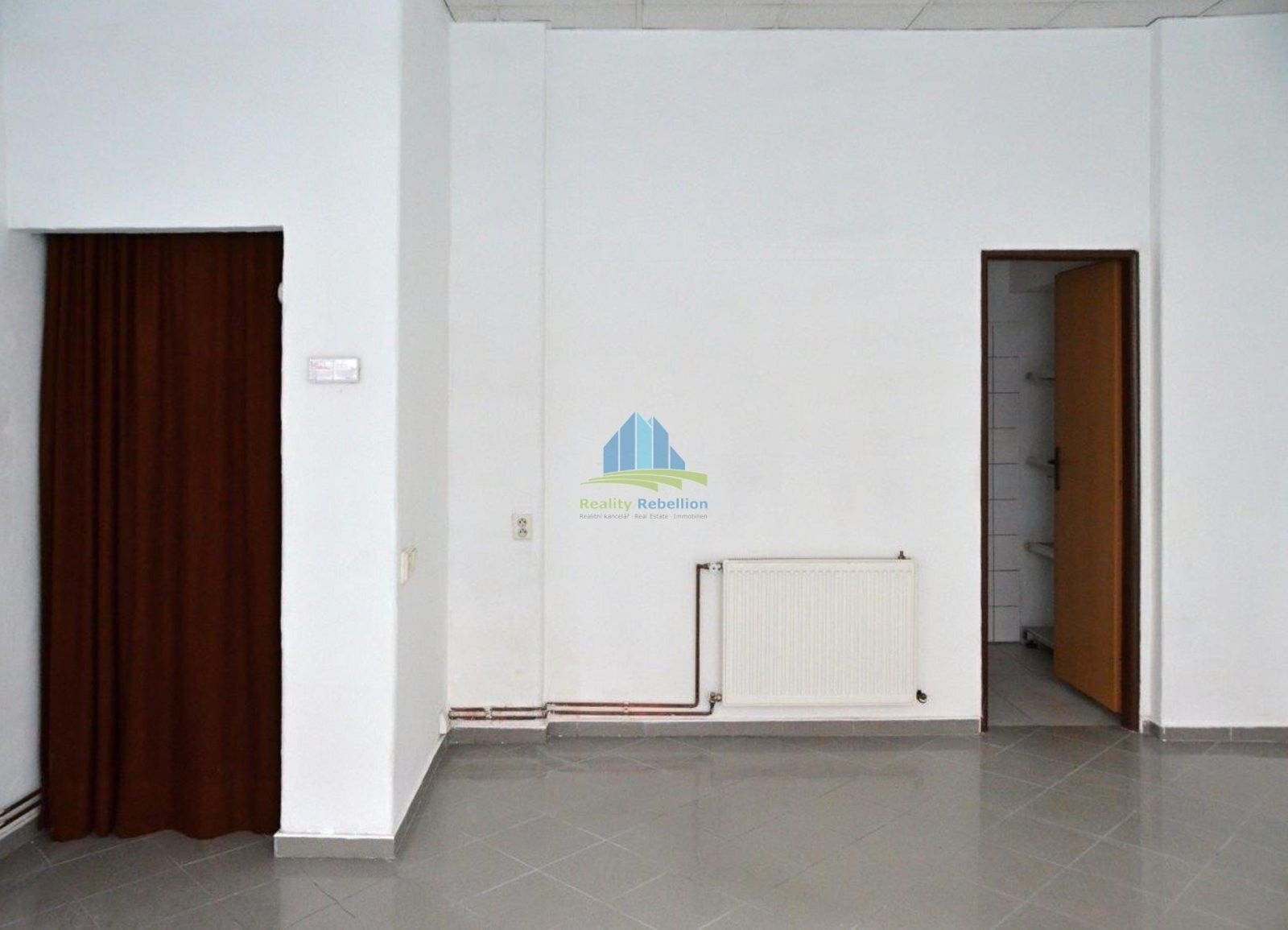 Pronájem komerčního prostoru 32 m² - foto 5