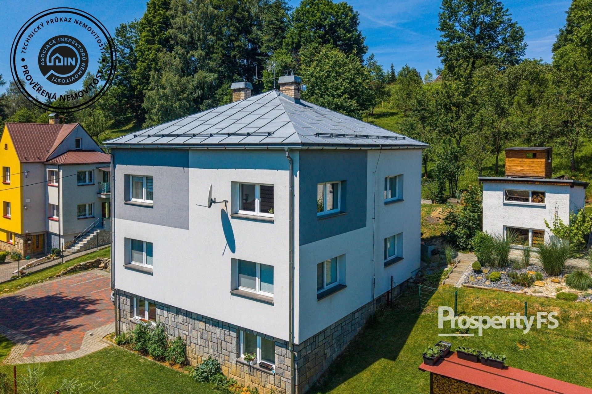 Prodej bytu 3+1 112 m² - foto 1