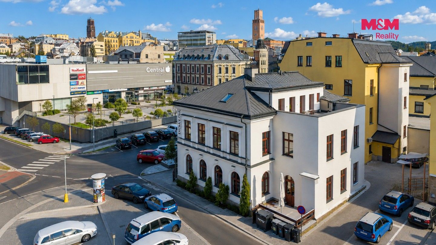 Prodej komerčního prostoru 600 m² - foto 2