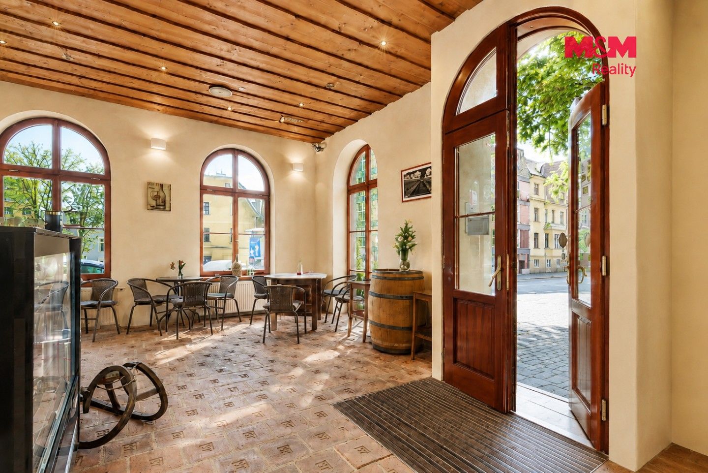 Prodej komerčního prostoru 600 m² - foto 6