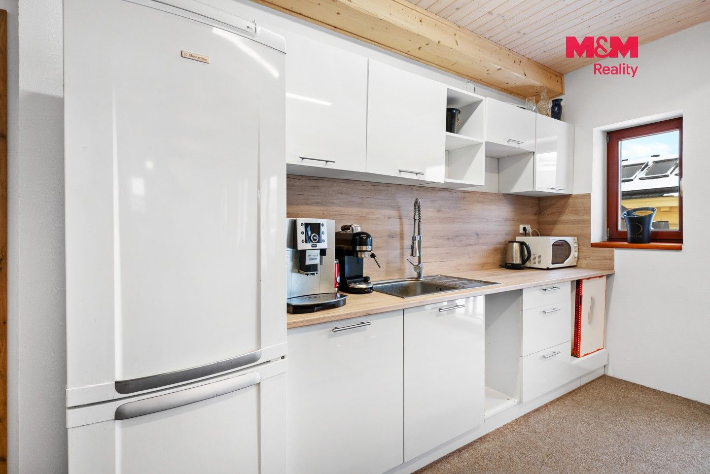 Prodej komerčního prostoru 600 m² - foto 25