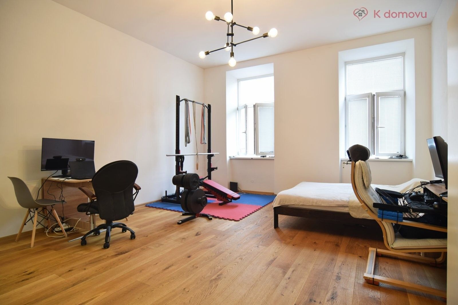 Prodej bytu 1+kk 37 m² - foto 1