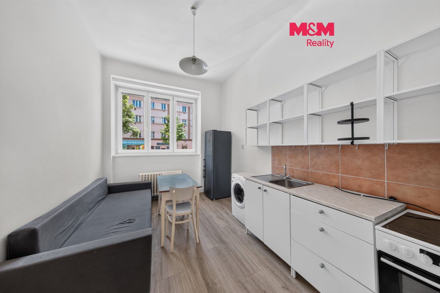 Prodej bytu 1+1 43 m² - foto 1