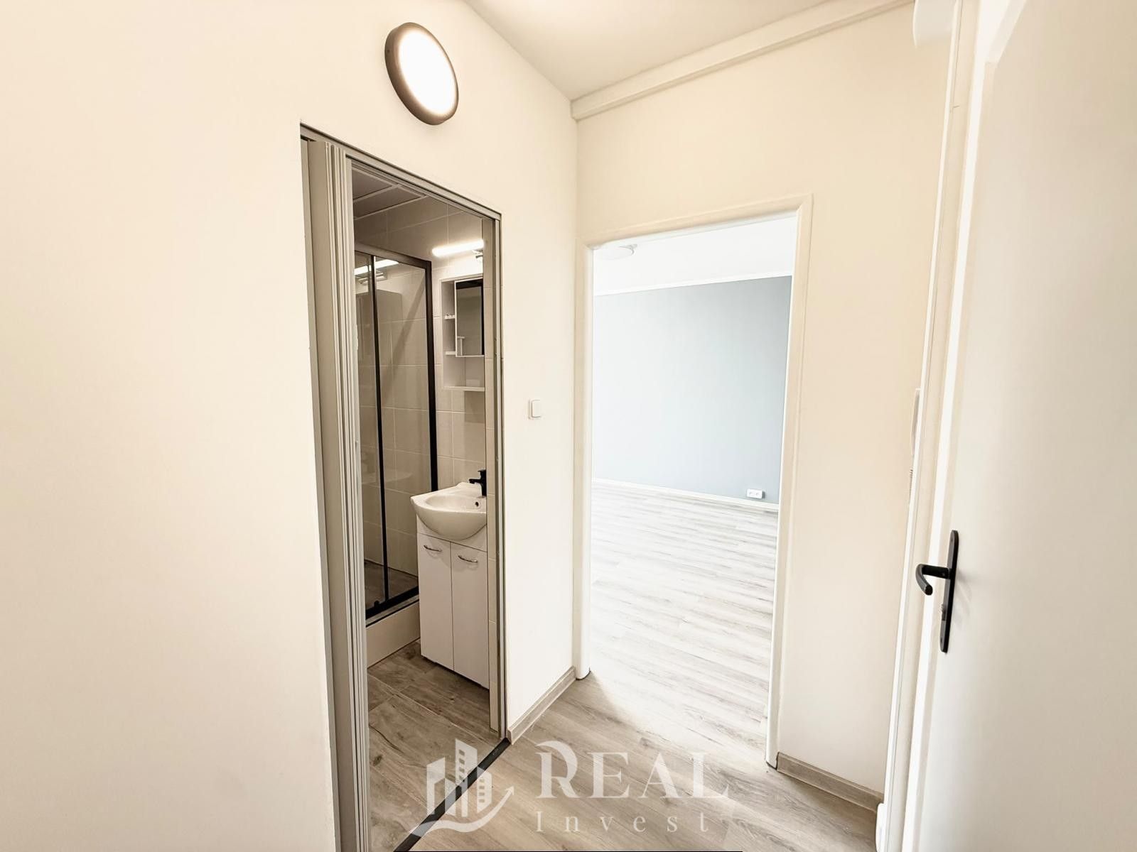 Prodej bytu 1+kk 28 m² - foto 10