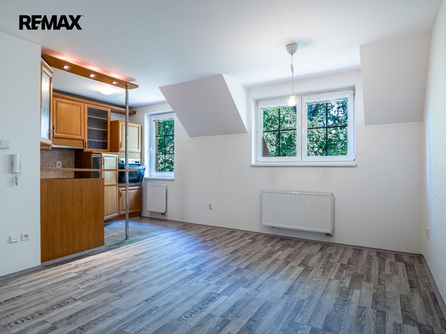 Prodej bytu 4+kk 84 m² - foto 2