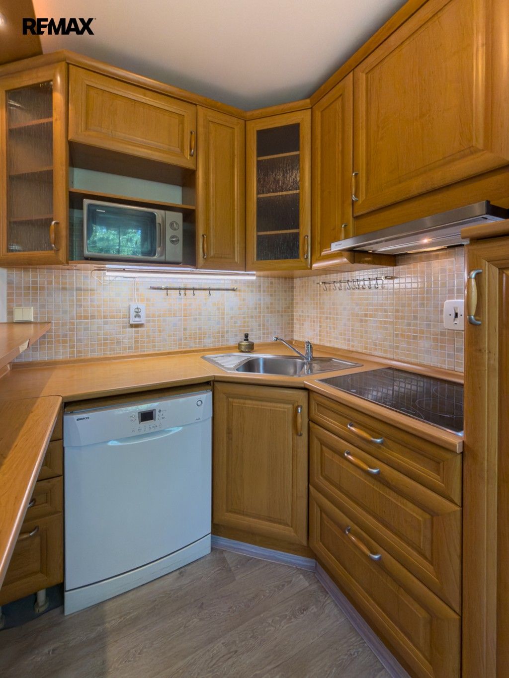 Prodej bytu 4+kk 84 m² - foto 4