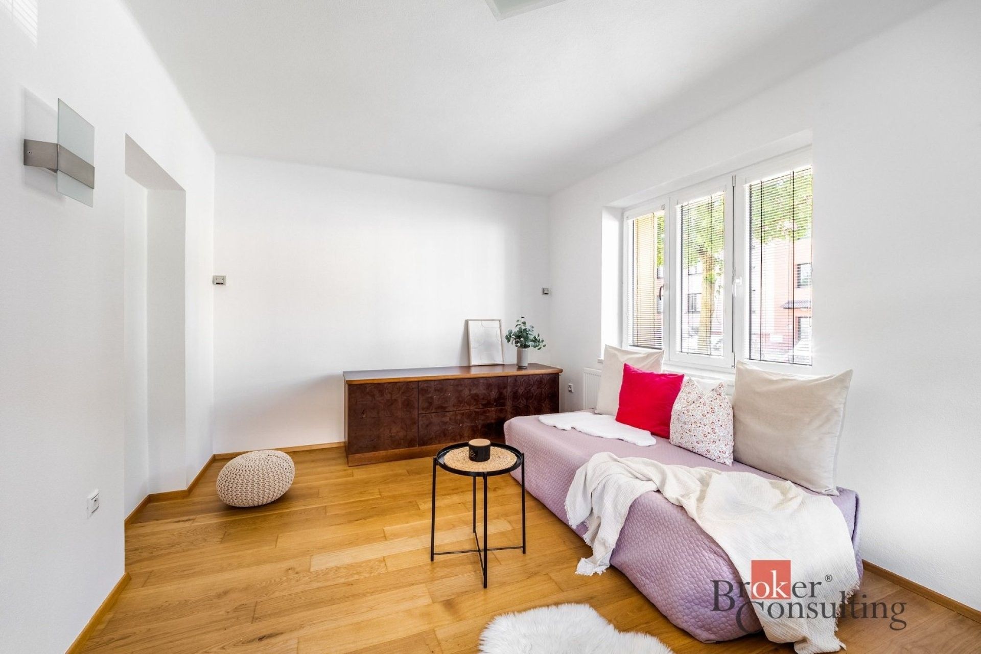 Prodej bytu 2+1 68 m² - foto 4