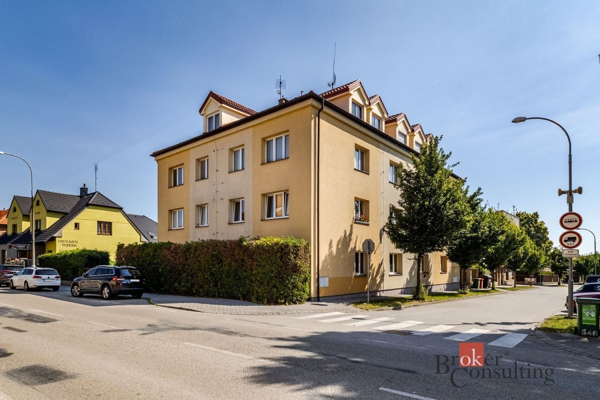 Prodej bytu 2+1 68 m² - foto 1