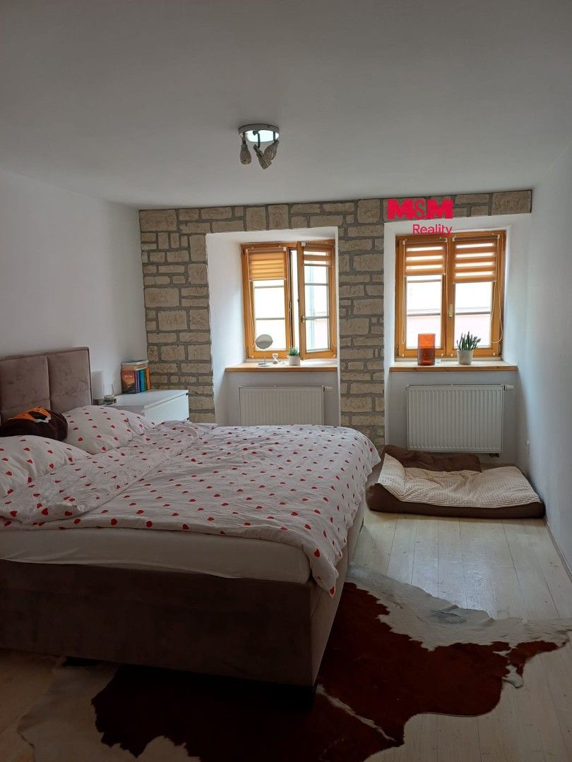 Pronájem bytu 3+kk 80 m² - foto 1