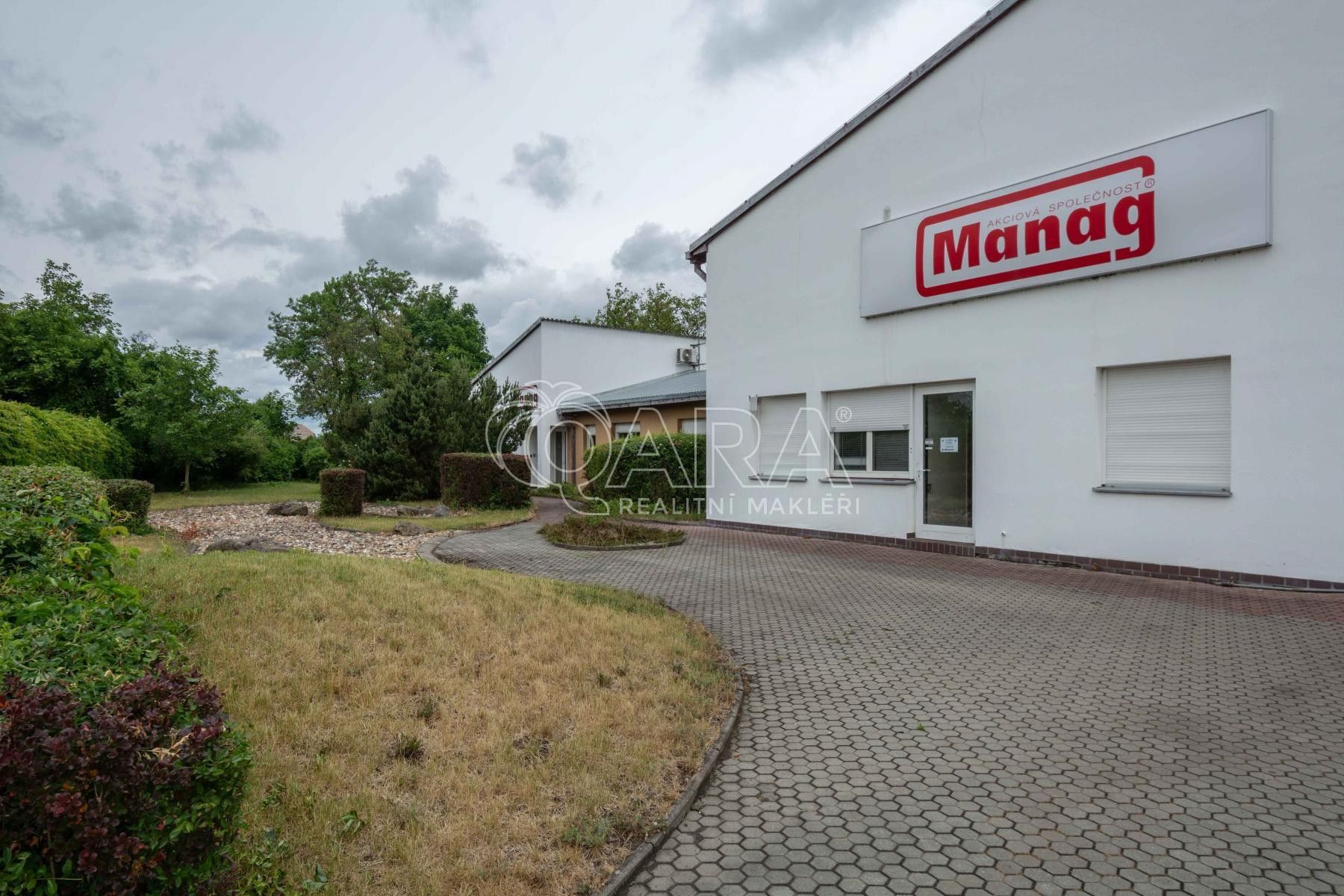 Pronájem komerčního prostoru 201 m² - foto 4
