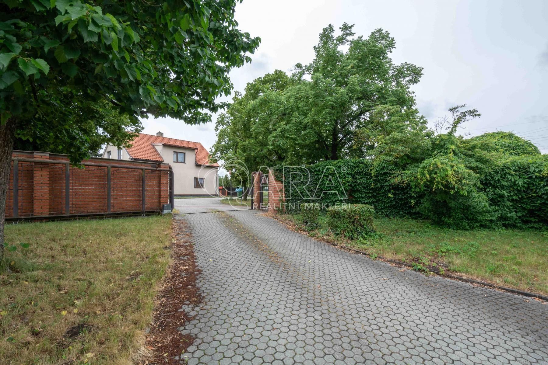 Pronájem komerčního prostoru 201 m² - foto 5