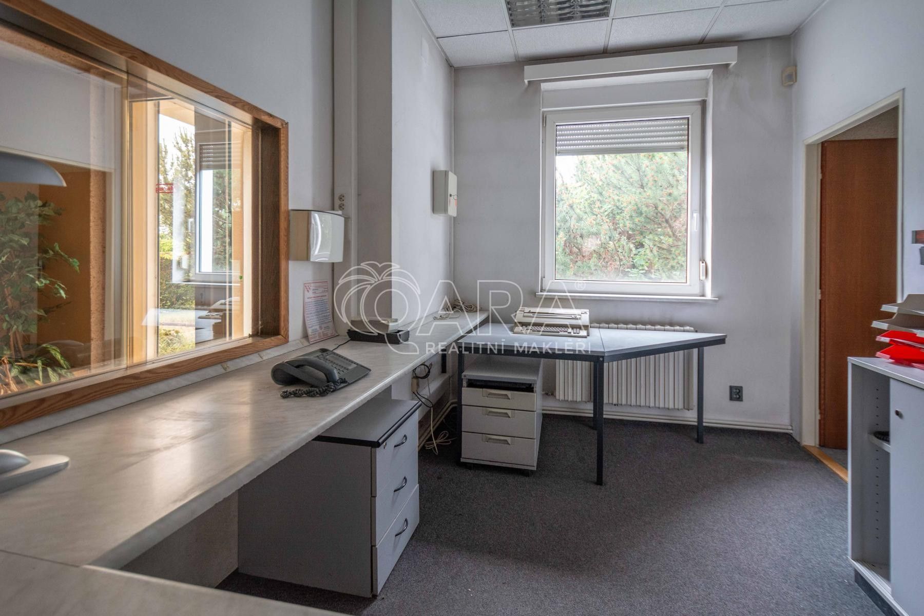 Pronájem komerčního prostoru 201 m² - foto 7
