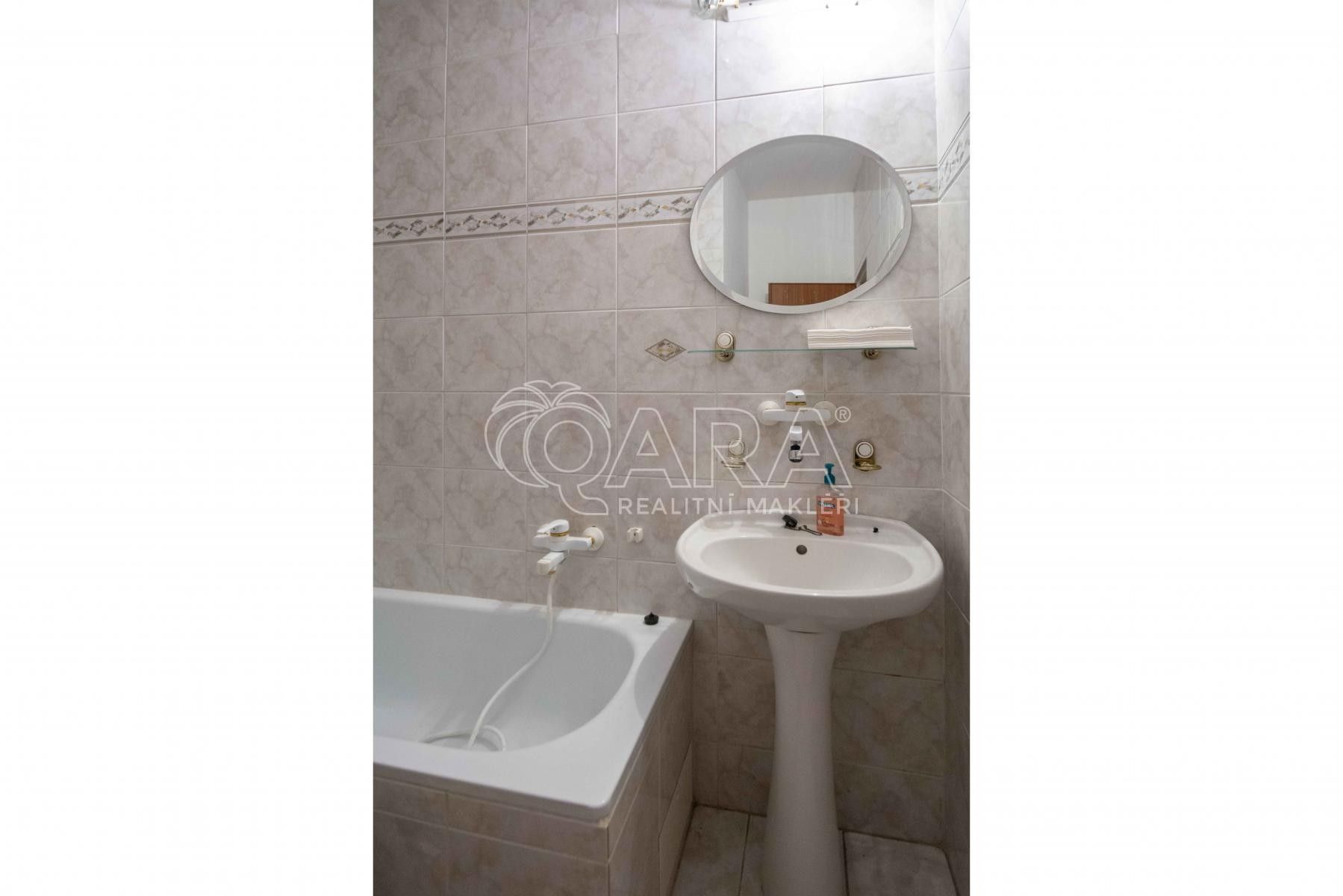 Pronájem komerčního prostoru 201 m² - foto 16