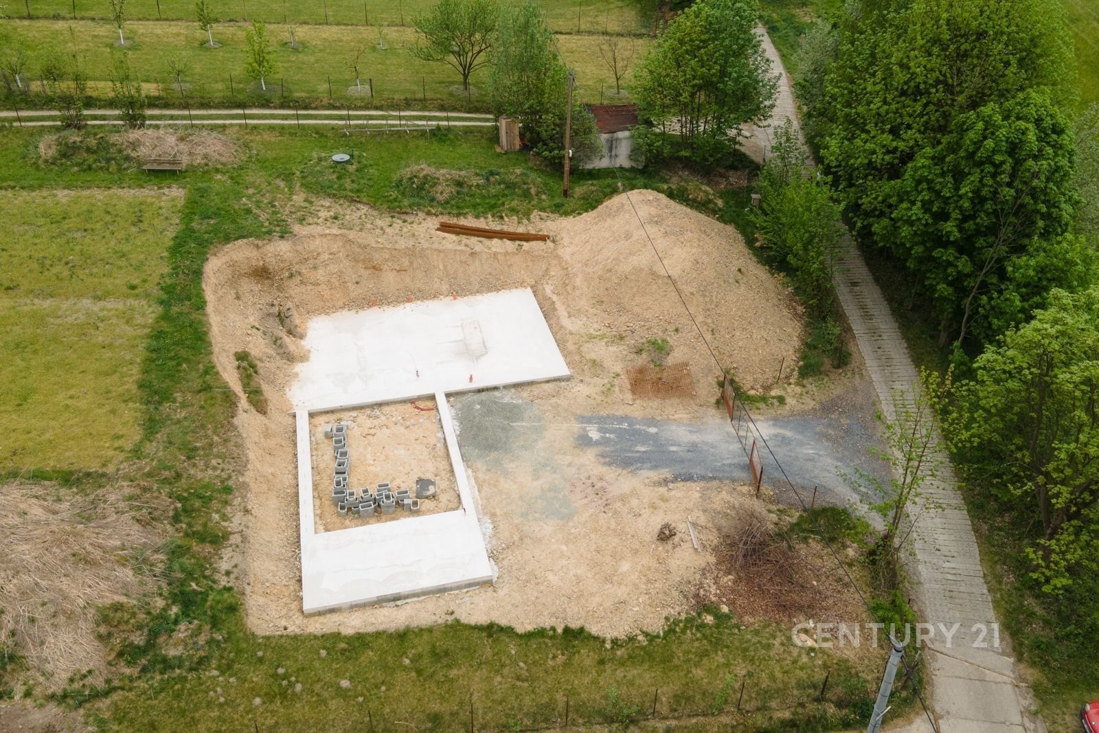 Prodej pozemku 1992 m² - foto 5