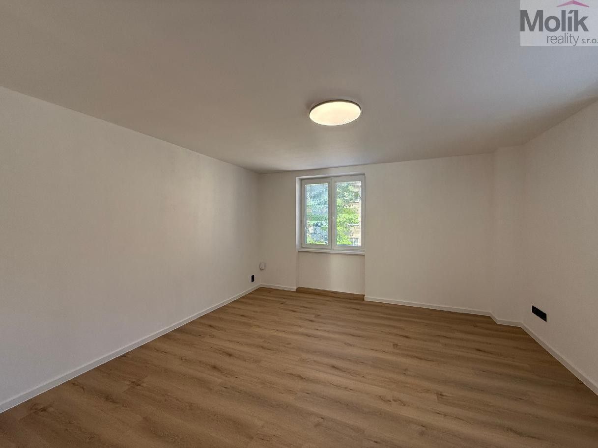Prodej bytu 3+1 60 m² - foto 5