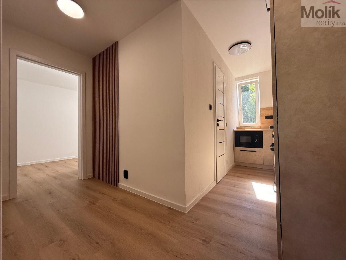 Prodej bytu 3+1 60 m² - foto 12