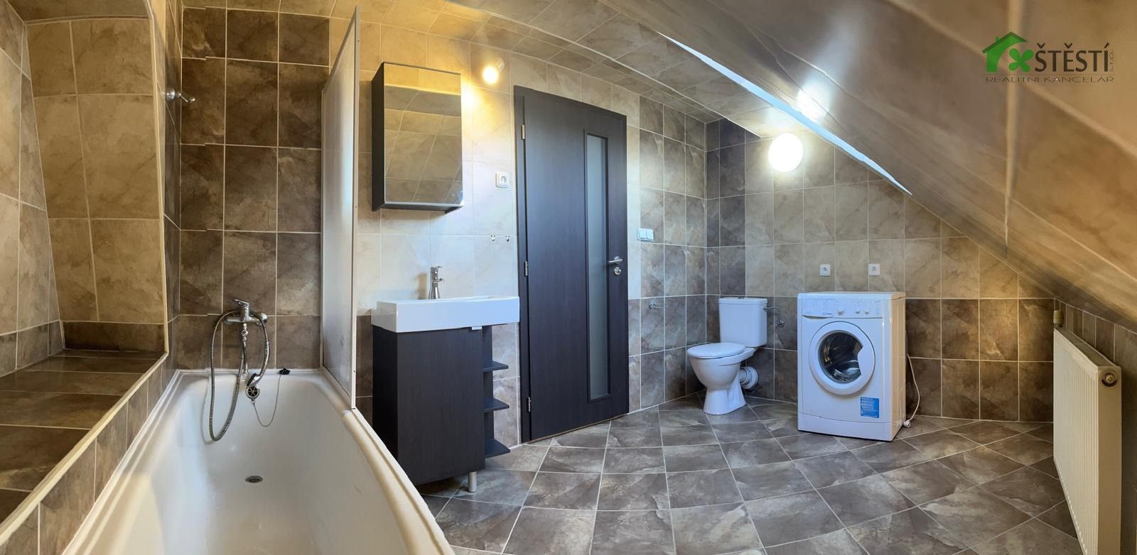 Pronájem bytu 1+kk 52 m² - foto 2