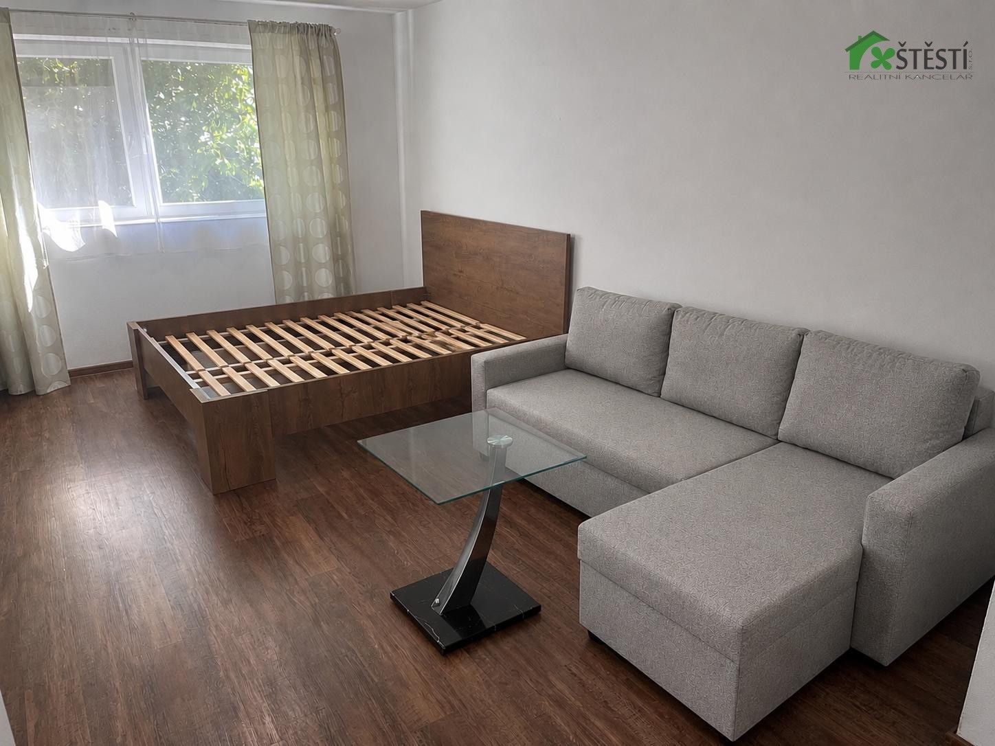 Pronájem bytu 1+kk 52 m² - foto 7