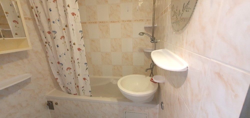 Pronájem bytu 3+1 65 m² - foto 3