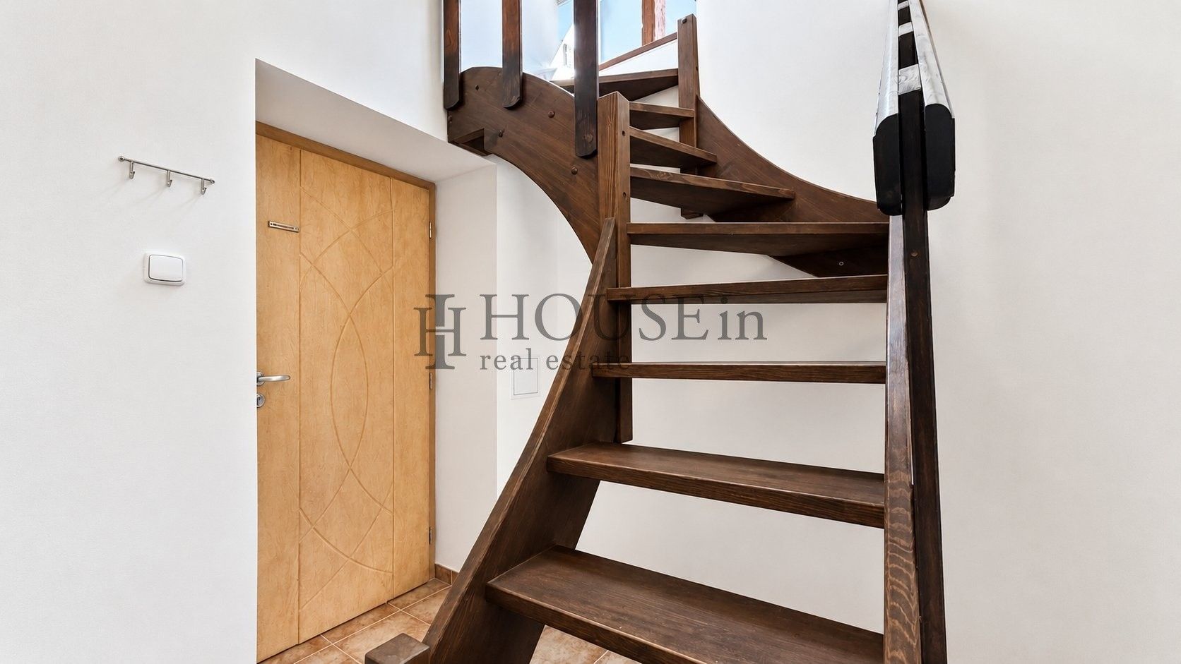 Pronájem bytu 1+kk 38 m² - foto 3