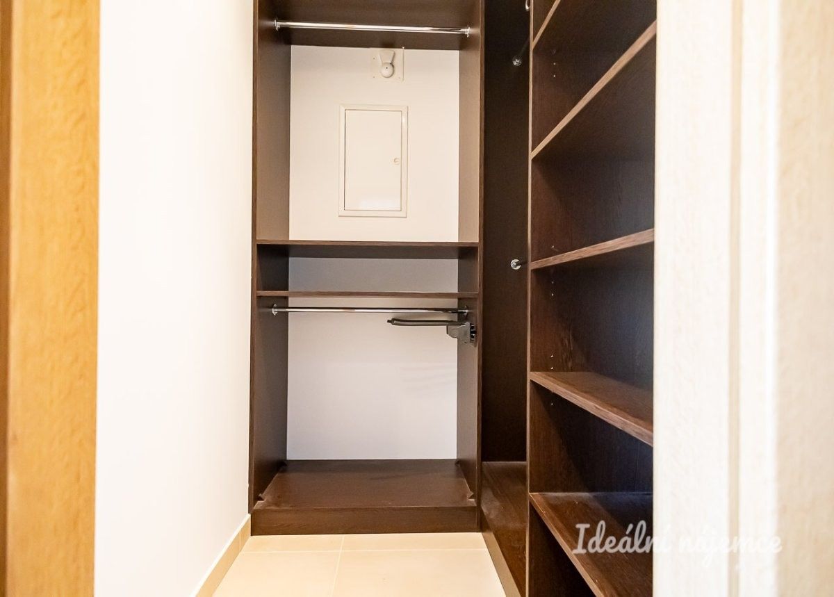 Pronájem bytu 2+kk 64 m² - foto 5