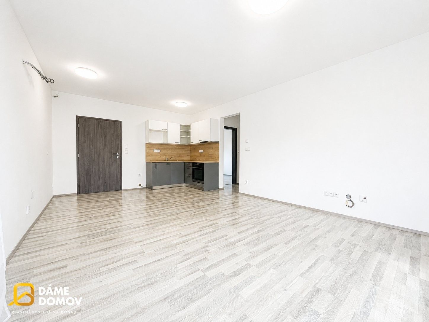 Pronájem bytu 3+kk 63 m² - foto 1
