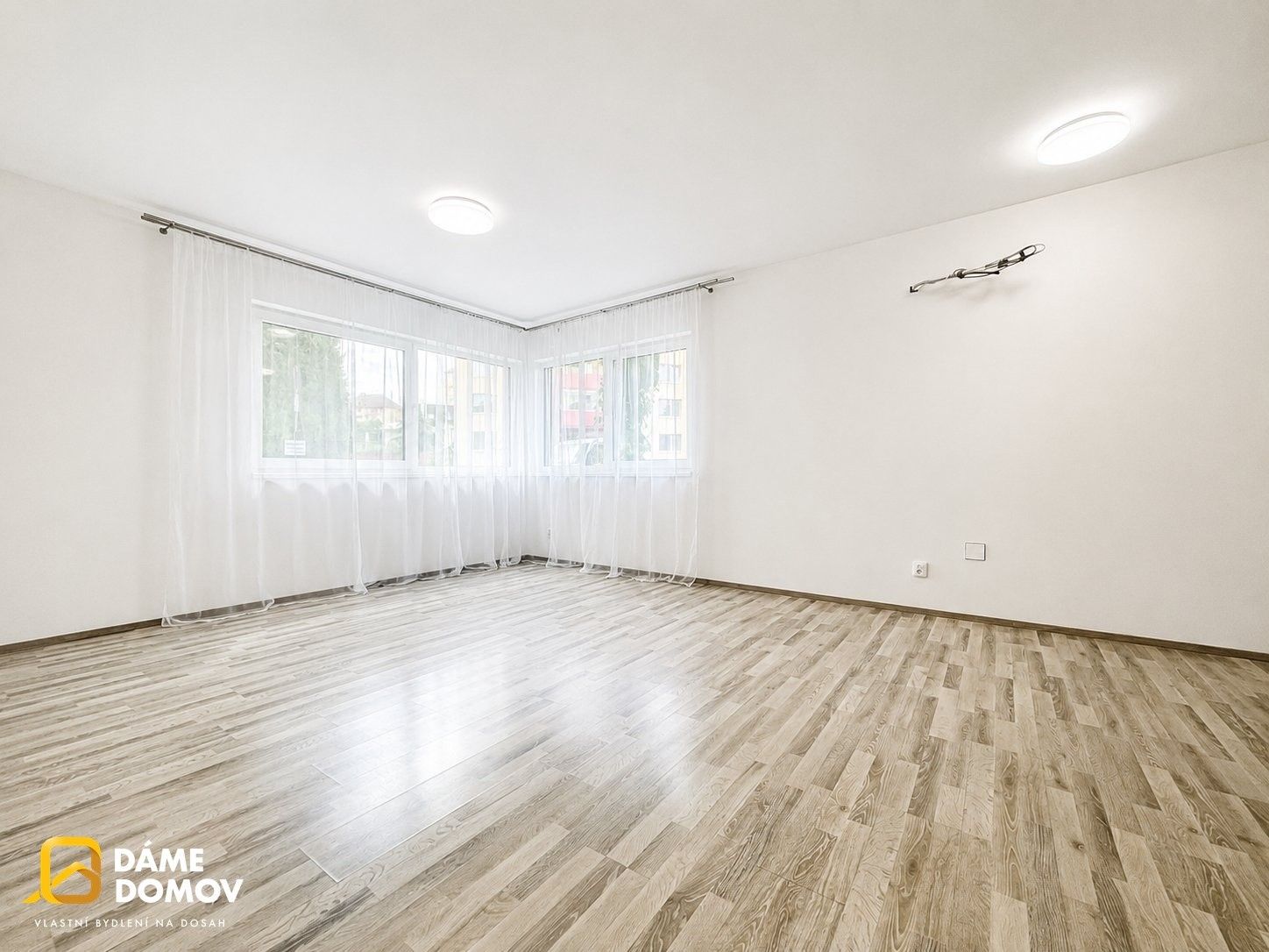 Pronájem bytu 3+kk 63 m² - foto 3