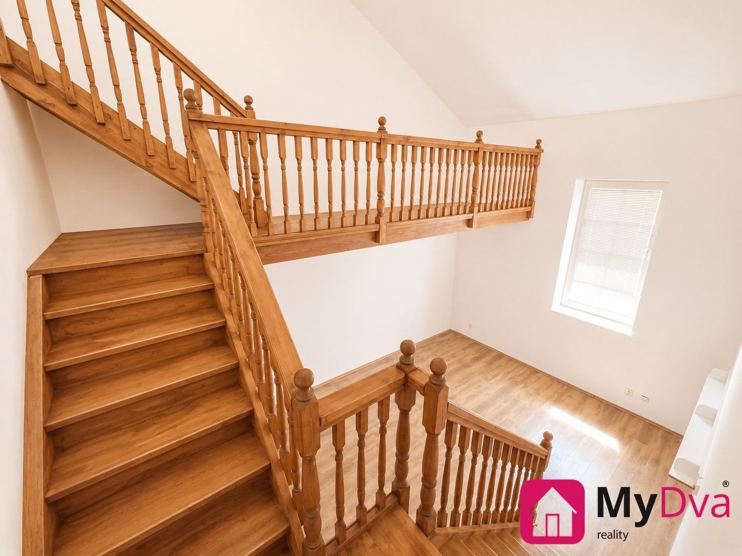 Pronájem bytu 2+1 57 m² - foto 1