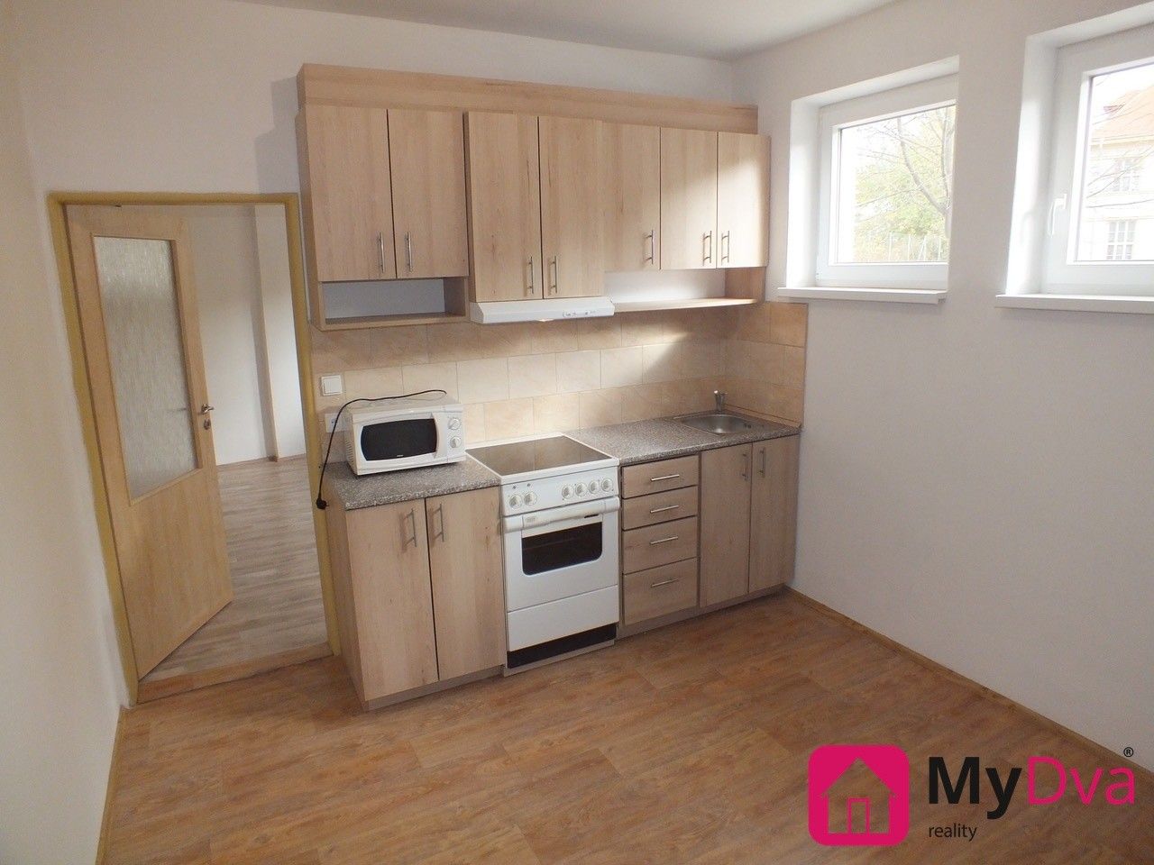 Pronájem bytu 1+1 38 m² - foto 1