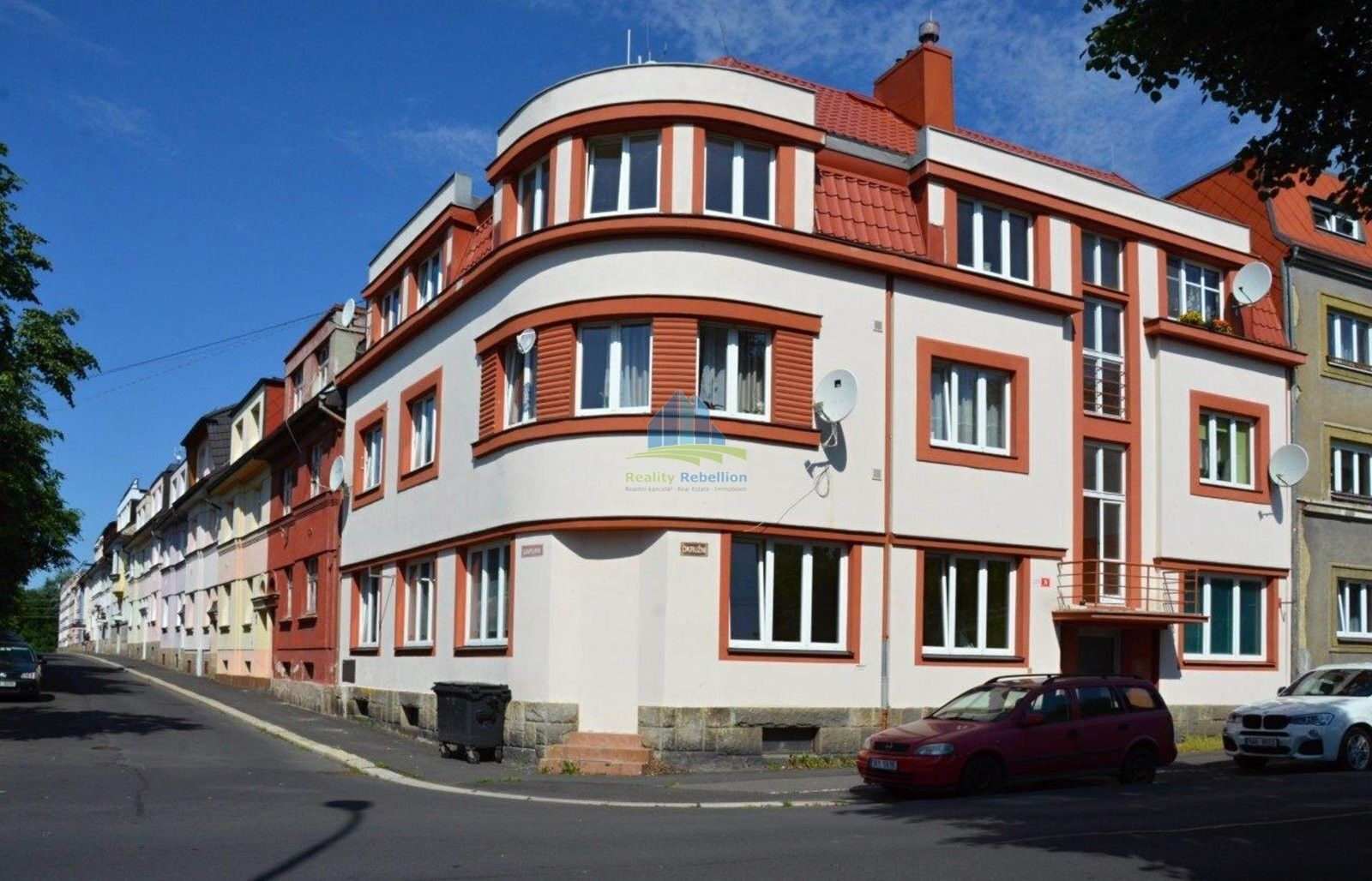 Pronájem bytu 1+1 40 m² - foto 1